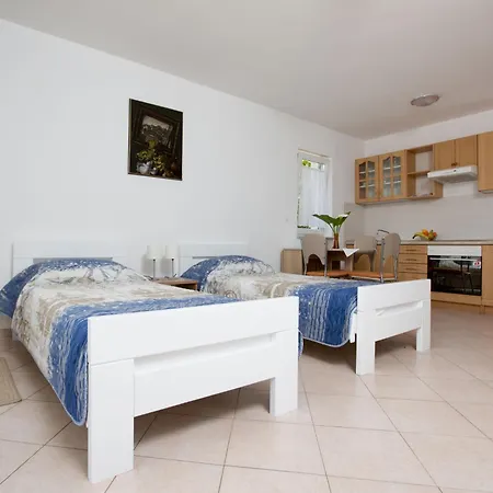 Vero-3 By Interhome Appartement Opatija
